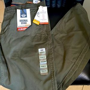 Dockers Original Khaki